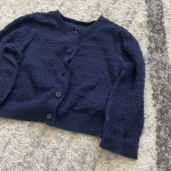 🌻 3/$10 Mini Cardigan - Picture 2 of 7